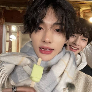 Meet your Posher, Marely